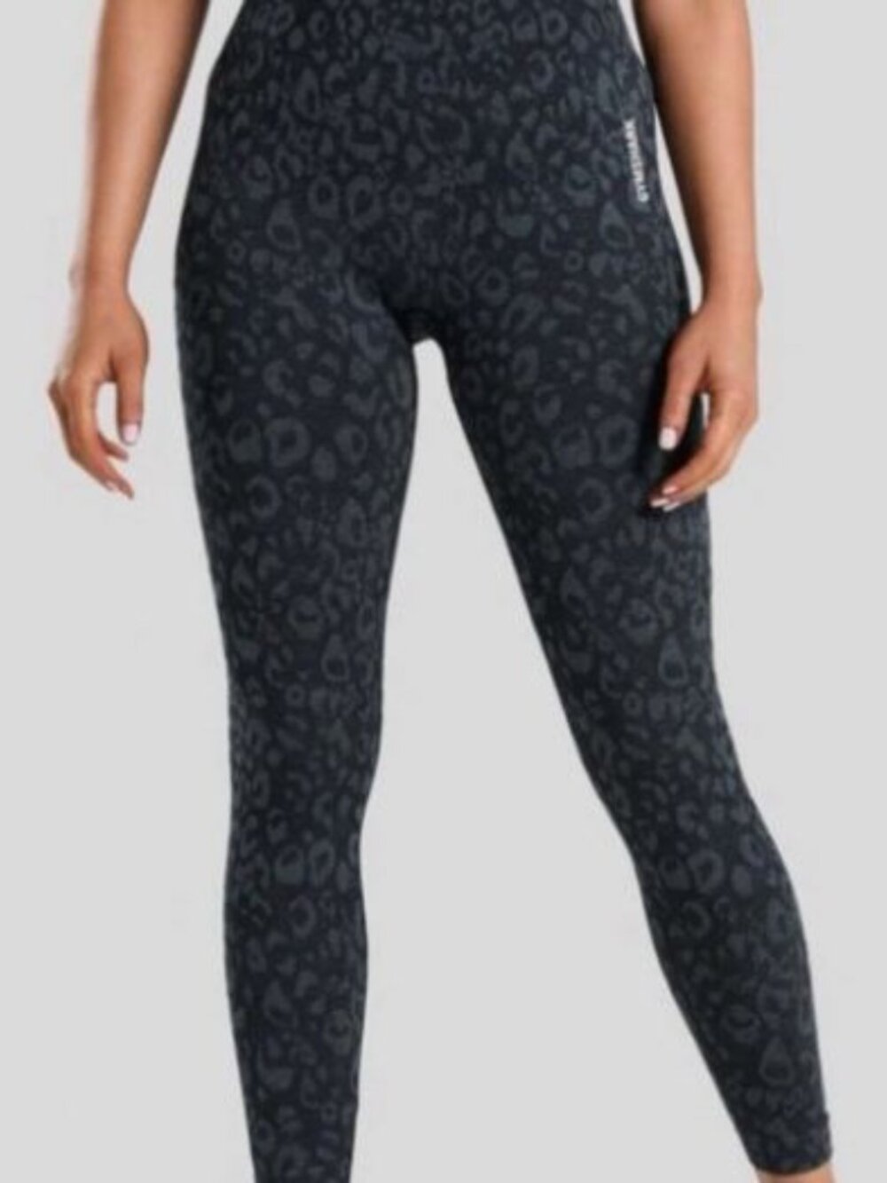 GYMSHARK| Adapt Animal Seamless pants in BLK/GRY SZ S (2 lines) EUC Leopard